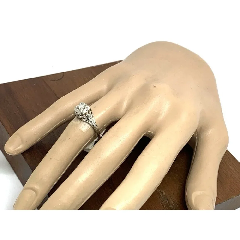 18k White Gold Filigree Diamond Ring 0.25 Carat Antique Estate Jewelry Size 7